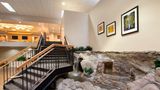 Holiday Inn Portland International Arpt Lobby