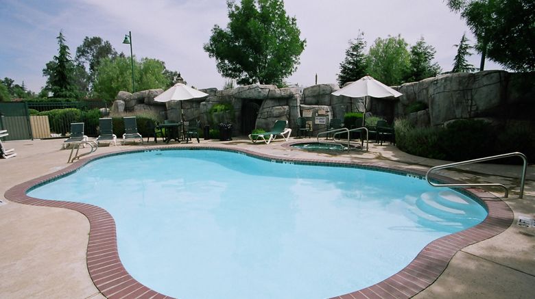 <b>Holiday Inn Swan Court Pool</b>. Images powered by <a href="https://www.leonardoworldwide.com/" title="Leonardo Worldwide" target="_blank">Leonardo</a>.