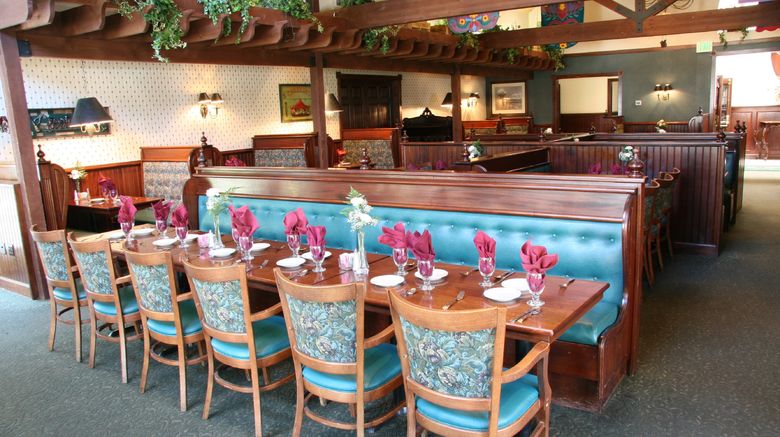 <b>Holiday Inn Swan Court Restaurant</b>. Images powered by <a href="https://www.leonardoworldwide.com/" title="Leonardo Worldwide" target="_blank">Leonardo</a>.