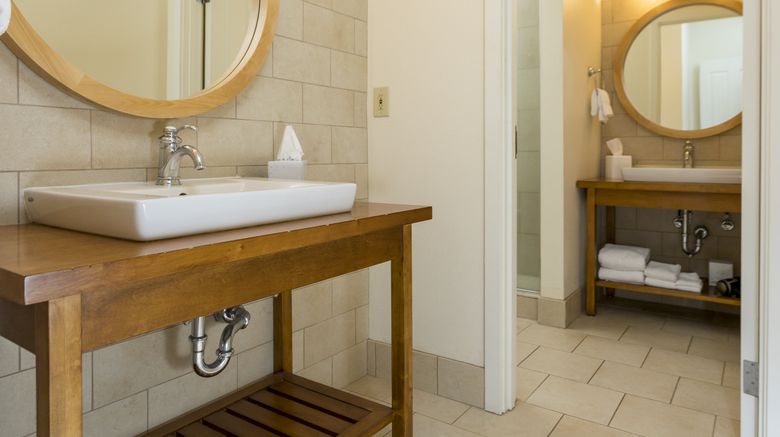 <b>Running Y Ranch Resort Room</b>. Images powered by <a href="https://www.leonardoworldwide.com/" title="Leonardo Worldwide" target="_blank">Leonardo</a>.