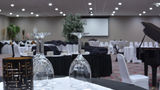 <b>Holiday Inn Salem Ballroom</b>. Images powered by <a href="https://www.leonardoworldwide.com/" title="Leonardo Worldwide" target="_blank">Leonardo</a>.