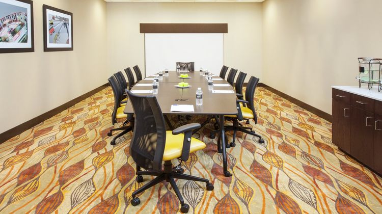 Holiday Inn Express & Suites Sandusky Meeting