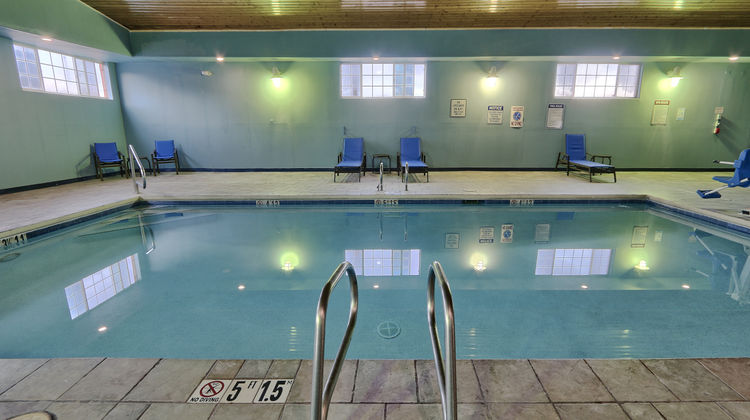Holiday Inn Express Santa Rosa Pool