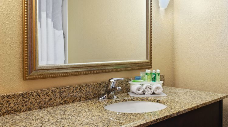 Holiday Inn Express Room