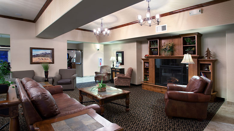 <b>Holiday Inn Express Hotel & Suites Lobby</b>. Images powered by <a href="https://www.leonardoworldwide.com/" title="Leonardo Worldwide" target="_blank">Leonardo</a>.