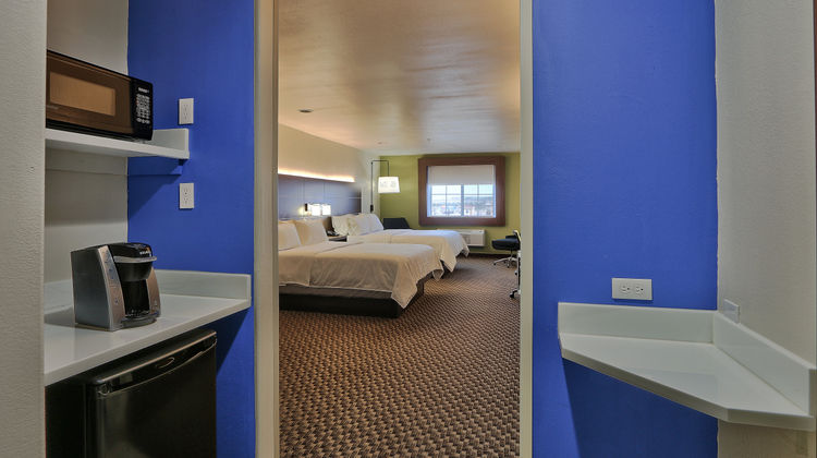 Holiday Inn Express Santa Rosa Room