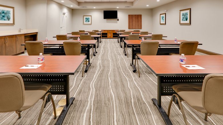 <b>Staybridge Suites Downtown Meeting</b>. Images powered by <a href="https://www.leonardoworldwide.com/" title="Leonardo Worldwide" target="_blank">Leonardo</a>.