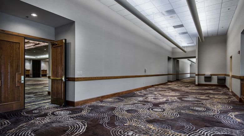 <b>Holiday Inn Springdale Meeting</b>. Images powered by <a href="https://www.leonardoworldwide.com/" title="Leonardo Worldwide" target="_blank">Leonardo</a>.