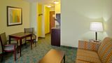 Holiday Inn Express Thornburg Suite