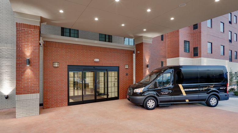 <b>Staybridge Suites Downtown Lobby</b>. Images powered by <a href="https://www.leonardoworldwide.com/" title="Leonardo Worldwide" target="_blank">Leonardo</a>.