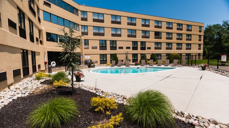 Holiday Inn Philadelphia S - Swedesboro Pool