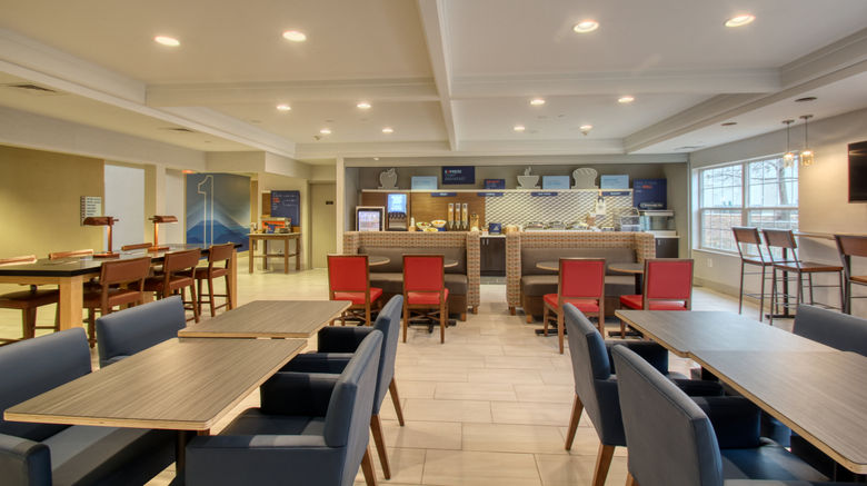 <b>Holiday Inn Express & Suites Meeting</b>. Images powered by <a href="https://www.leonardoworldwide.com/" title="Leonardo Worldwide" target="_blank">Leonardo</a>.