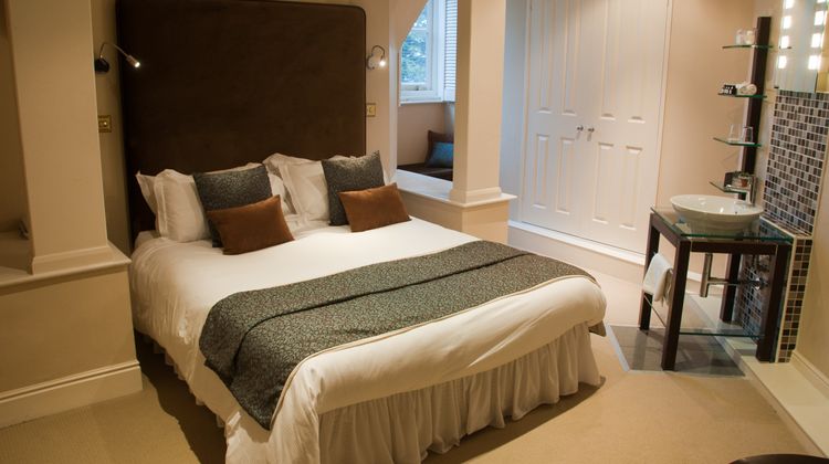 Buckland-Tout Saints Room