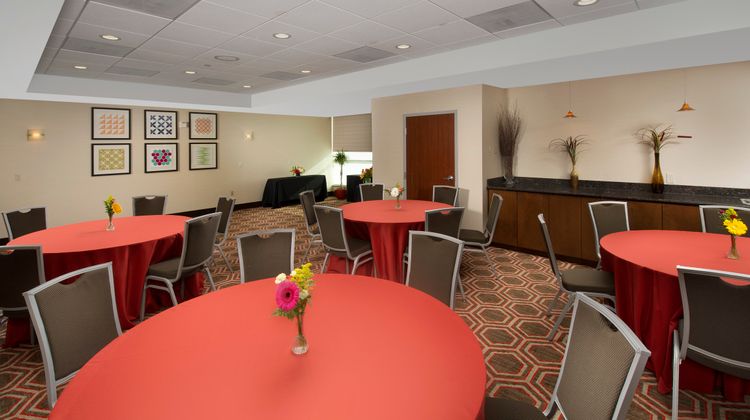 Holiday Inn Express Baltimore/Stadiums Meeting