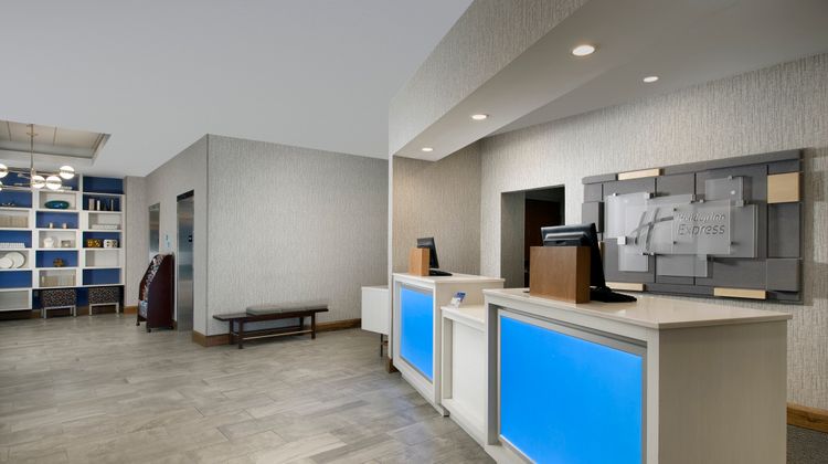 Holiday Inn Express Baltimore/Stadiums Exterior