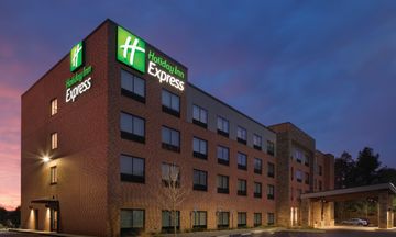 Holiday Inn Express Newnan