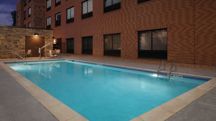 Holiday Inn Express Newnan Pool