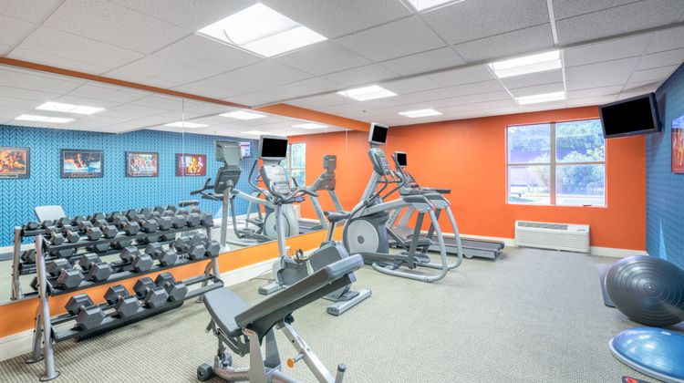 Holiday Inn Express Cambridge Health Club