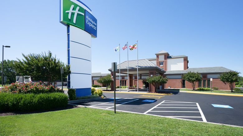 <b>Holiday Inn Express Cambridge Exterior</b>. Images powered by <a href="https://www.leonardoworldwide.com/" title="Leonardo Worldwide" target="_blank">Leonardo</a>.