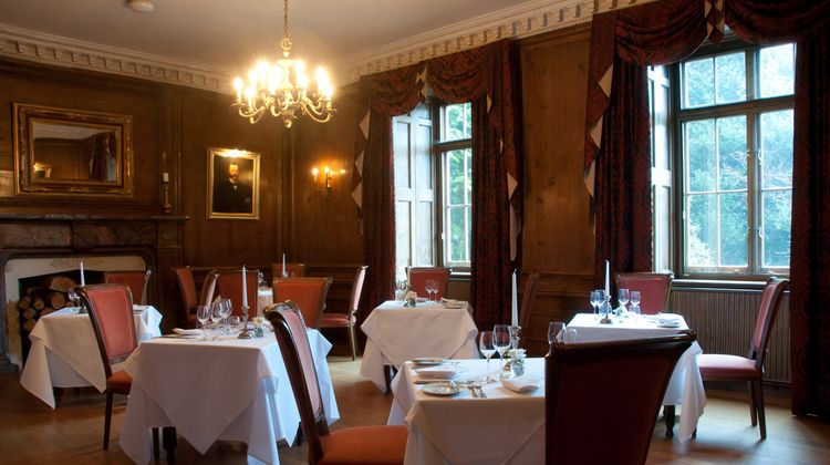 Buckland-Tout Saints Room