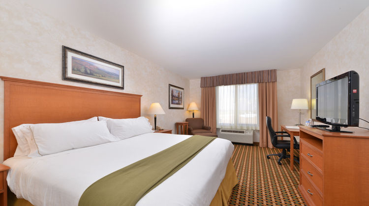 Holiday Inn Express Room