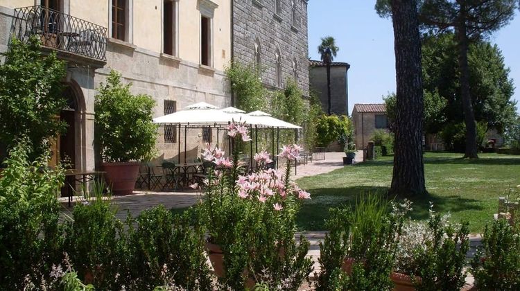 Borgo Pignano Exterior