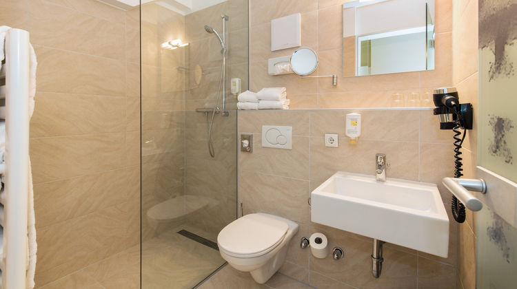 Basic Hotel Innsbruck Room