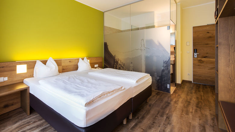 <b>Basic Hotel Innsbruck Room</b>. Images powered by <a href="https://www.leonardoworldwide.com/" title="Leonardo Worldwide" target="_blank">Leonardo</a>.