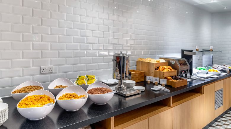 <b>Holiday Inn Express Heathrow T4 Restaurant</b>. Images powered by <a href="https://www.leonardoworldwide.com/" title="Leonardo Worldwide" target="_blank">Leonardo</a>.