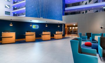 Holiday Inn Express Heathrow T4
