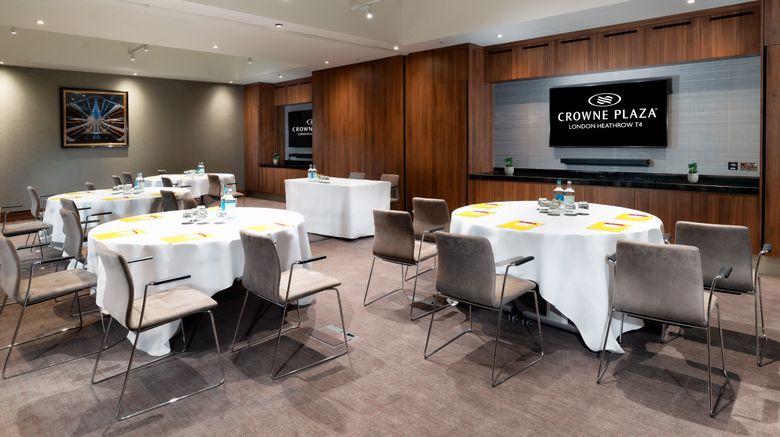 <b>Crowne Plaza Heathrow T4 Meeting</b>. Images powered by <a href="https://www.leonardoworldwide.com/" title="Leonardo Worldwide" target="_blank">Leonardo</a>.