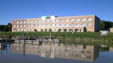 Holiday Inn Express & Suites Port Huron Exterior