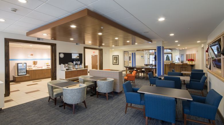 <b>Holiday Inn Express & Suites Port Huron Restaurant</b>. Images powered by <a href="https://www.leonardoworldwide.com/" title="Leonardo Worldwide" target="_blank">Leonardo</a>.