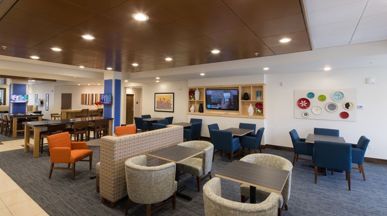 <b>Holiday Inn Express & Suites Port Huron Restaurant</b>. Images powered by <a href="https://www.leonardoworldwide.com/" title="Leonardo Worldwide" target="_blank">Leonardo</a>.