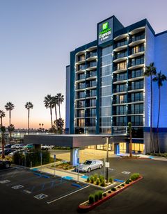 Holiday Inn Express & Suites Santa Ana