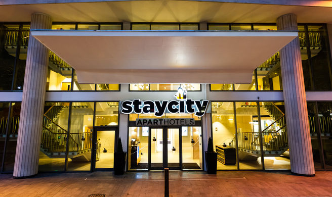 StayCity Aparthotel Waterfront Exterior
