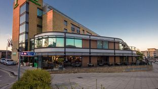 Holiday Inn Brentford Lock