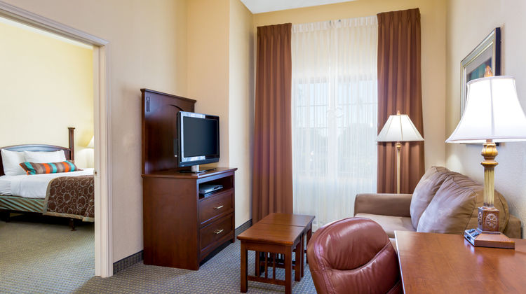 Staybridge Suites Suite