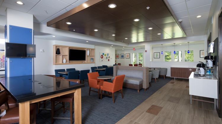 Holiday Inn Express & Suites La Porte Restaurant