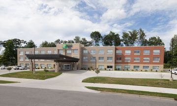 Holiday Inn Express & Suites La Porte
