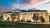 Holiday Inn Express Exterior