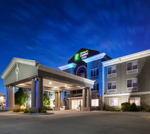 Holiday Inn Express Exterior