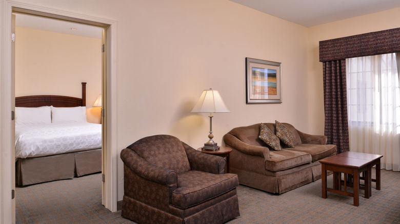 <b>Staybridge Suites Oklahoma City Airport Room</b>. Images powered by <a href="https://www.leonardoworldwide.com/" title="Leonardo Worldwide" target="_blank">Leonardo</a>.