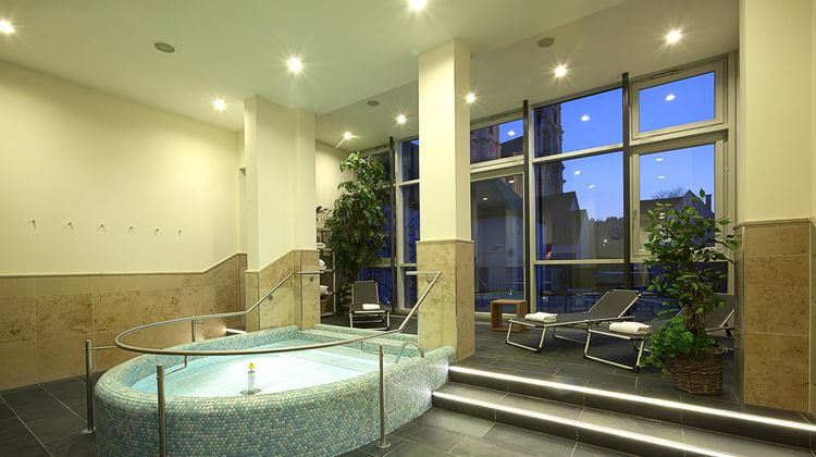 Hotel Hirsch Lobby