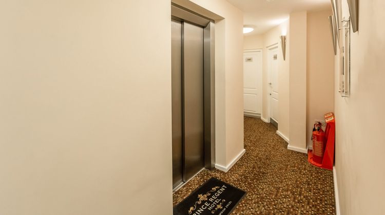 Prince Regent Hotel Excel London Lobby