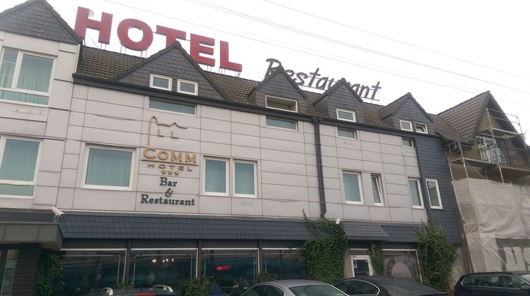 Hotel Comm Exterior