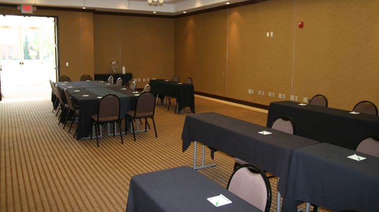 Holiday Inn Macon North Meeting