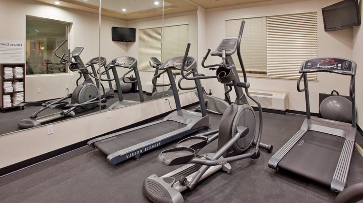Holiday Inn Hotel & Suites Kamloops Health Club