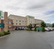 Holiday Inn Hotel & Suites Kamloops Exterior