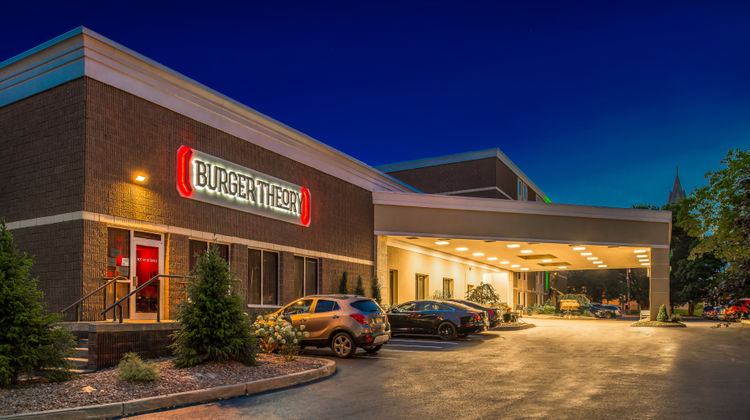 Holiday Inn Finger Lakes Region Exterior